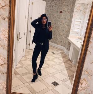 Meet your Posher, Jada